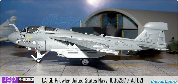 EA-6B Prowler United States Navy  1635297 / AJ 621