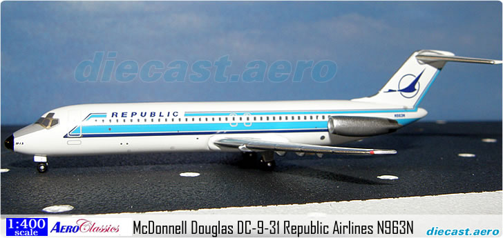McDonnell Douglas DC-9-31 Republic Airlines N963N