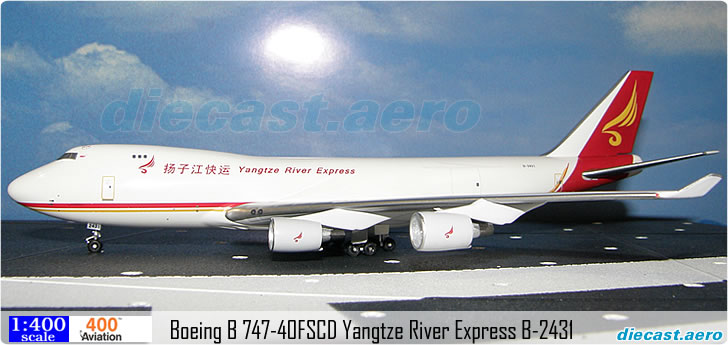 Boeing B 747-40FSCD Yangtze River Express B-2431