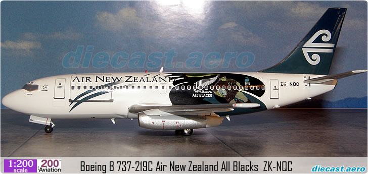 Boeing B 737-219C Air New Zealand All Blacks  ZK-NQC