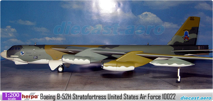 Boeing B-52H Stratofortress United States Air Force 10022