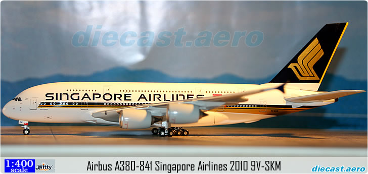 Airbus A380-841 Singapore Airlines 2010 9V-SKM