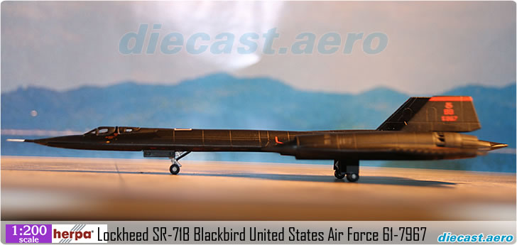 Lockheed SR-71B Blackbird United States Air Force 61-7967