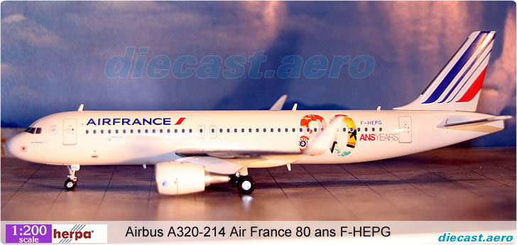 Airbus A320-214 Air France 80 ans F-HEPG