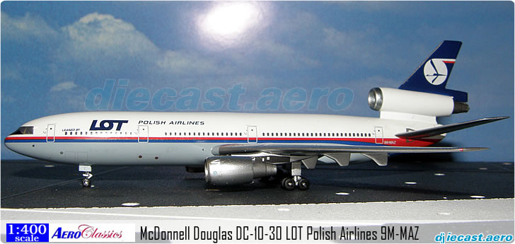 McDonnell Douglas DC-10-30 LOT Polish Airlines 9M-MAZ