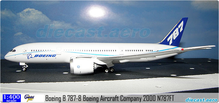 Boeing B 787-8 Boeing Aircraft Company 2000 N787FT