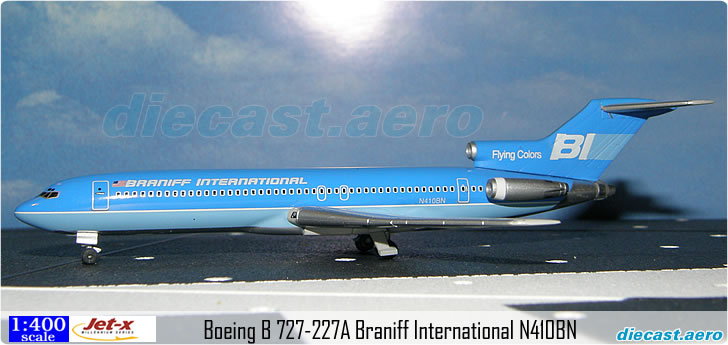 Aeroclassics AC419282 Braniff Boeing 727-200 Gold N8857E Diecast 1/400 Jet Model 